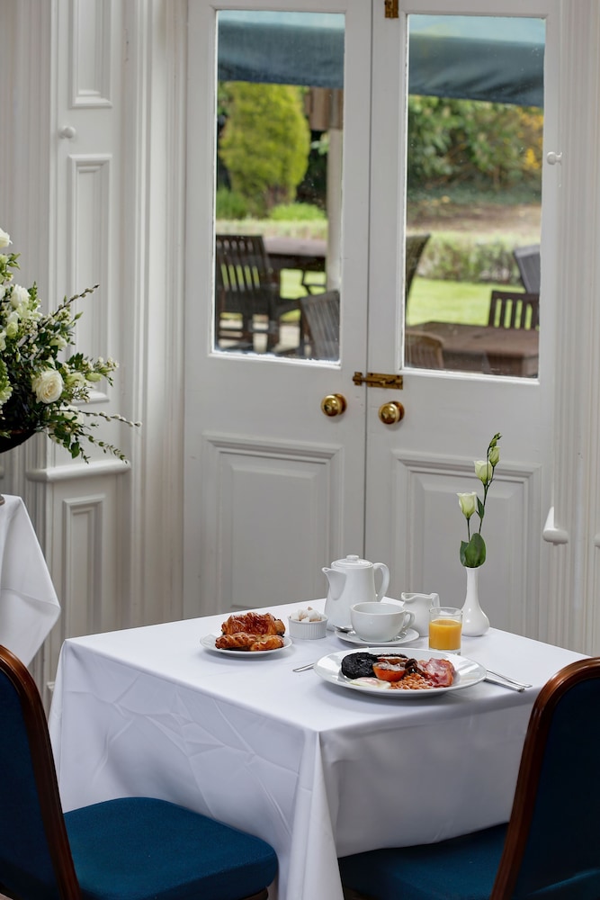 Burn Hall Hotel 37/52