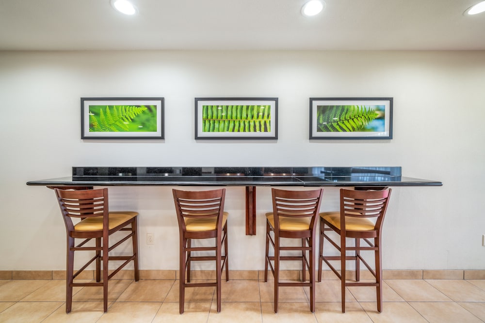 Restwell Inn Suites Houston 33/45