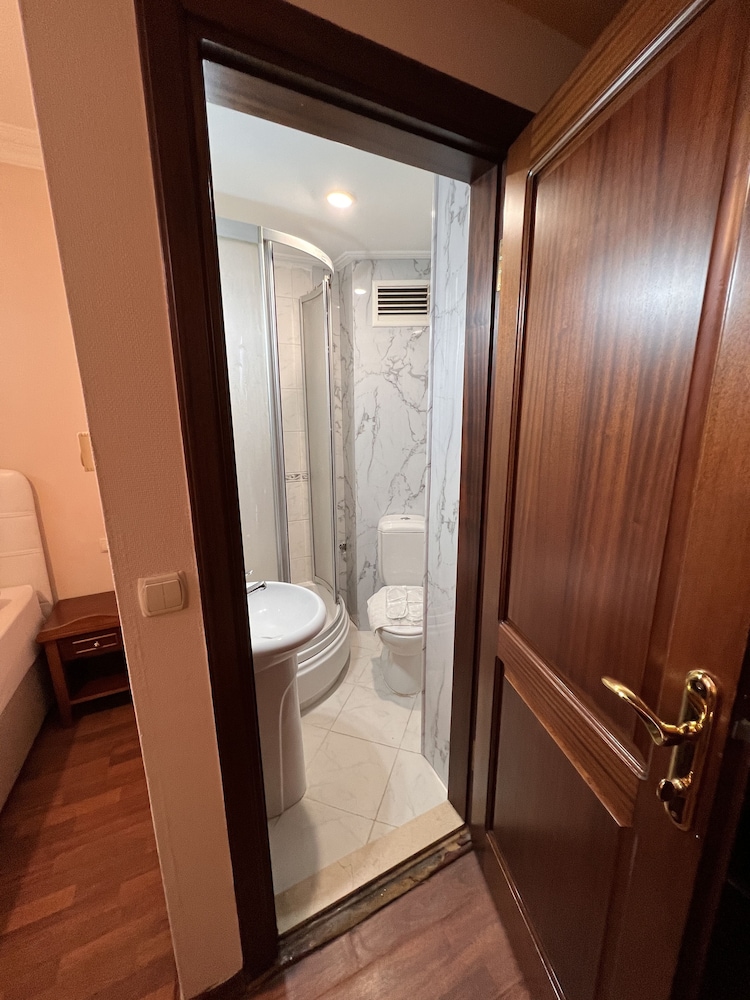 Emine Sultan Hotel 59/59