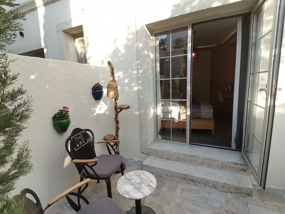 Hay Hotel - Adult Only 40/48