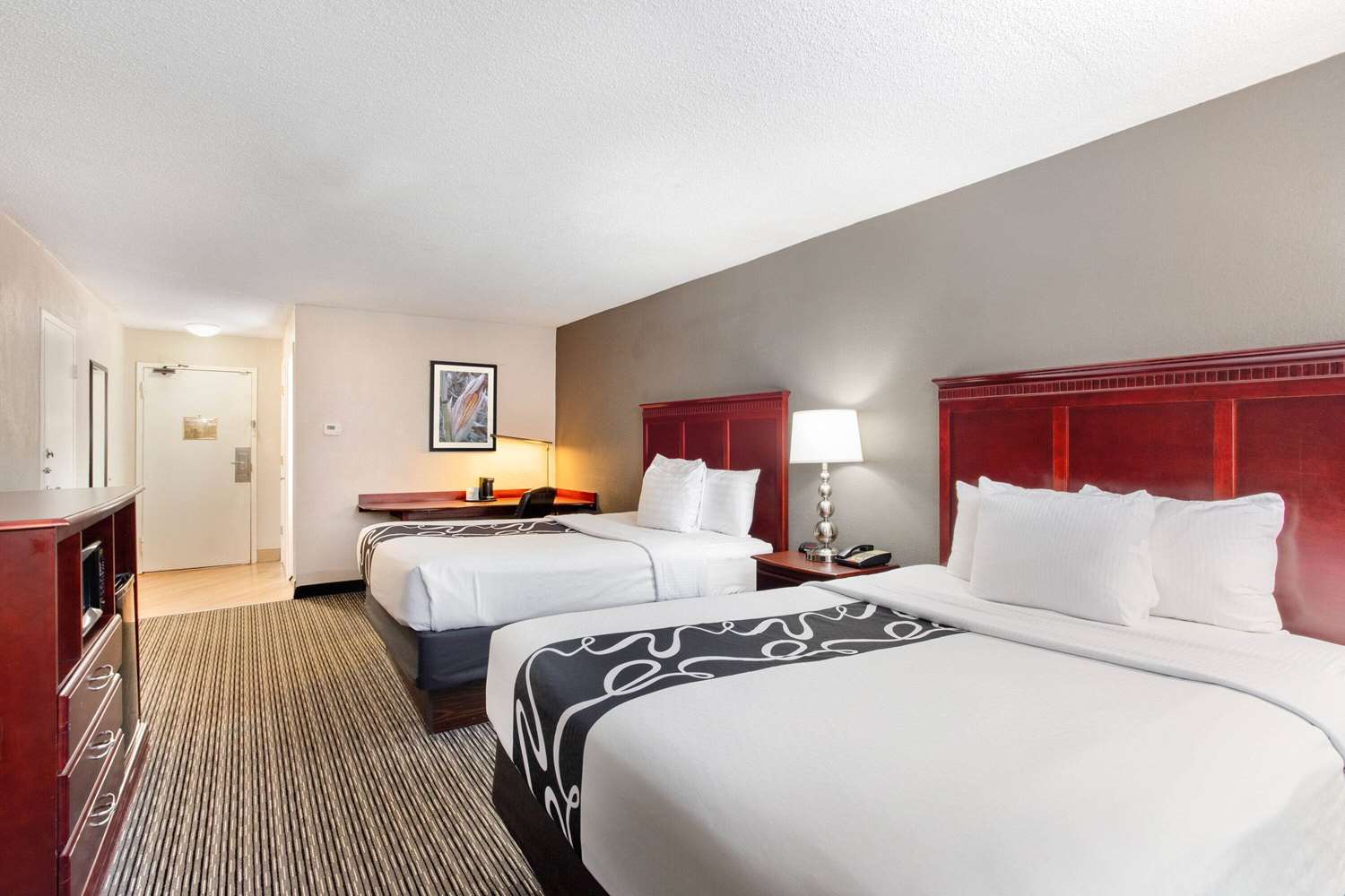 La Quinta Inn & Suites by Wyndham Indianapolis South 11/46