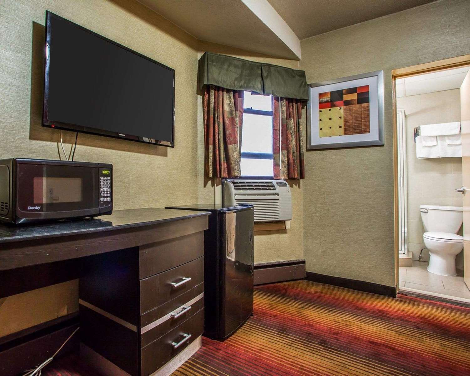 Rodeway Inn Belleville 25/30