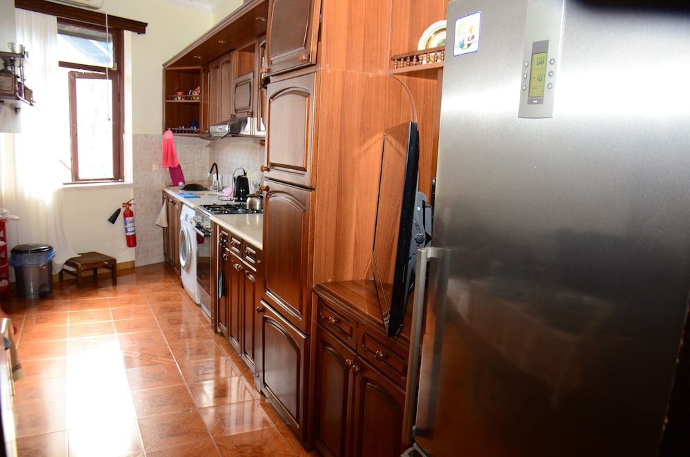 Guesthouse And Hostel Batumi Globus 35/46