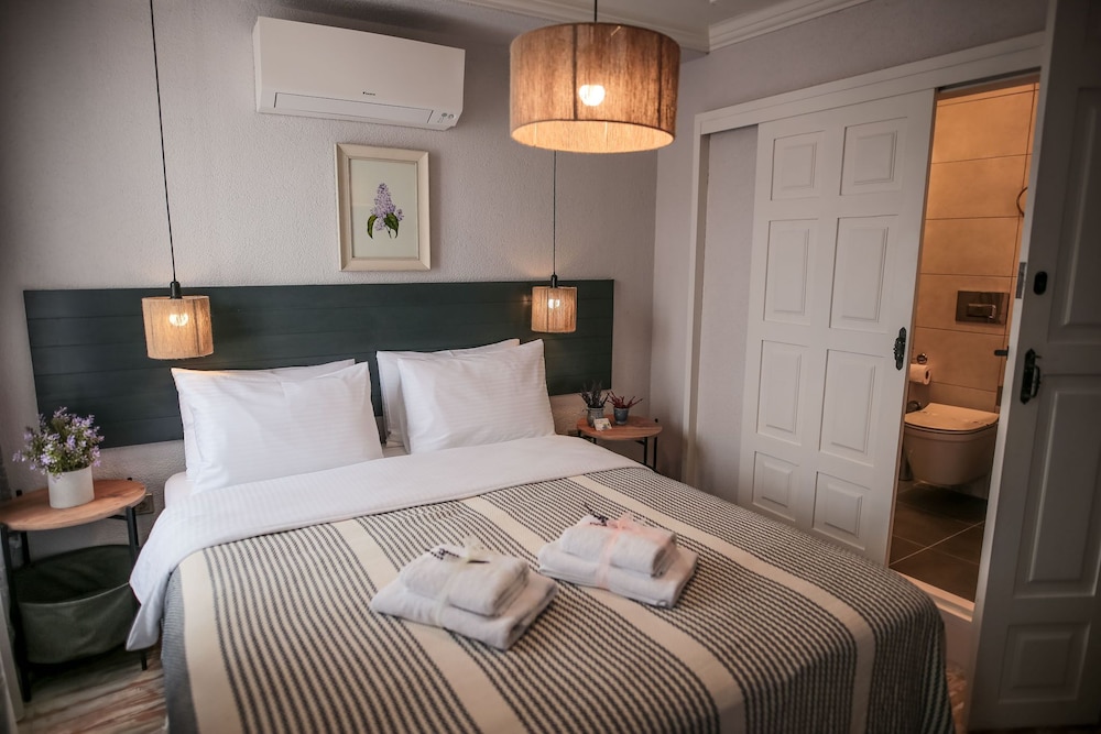 Ayvalik Palacitta Guesthouse 7/22