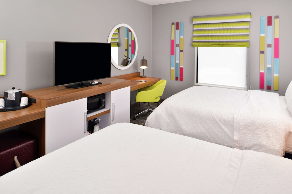 Hampton Inn & Suites St. Paul Oakdale/Woodbury 14/43