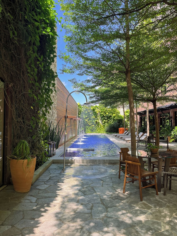 Pauli Boutique Hotel 39/62