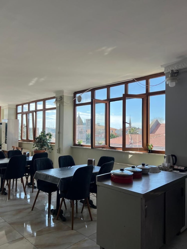 Avsin Apart Hotel 53/70