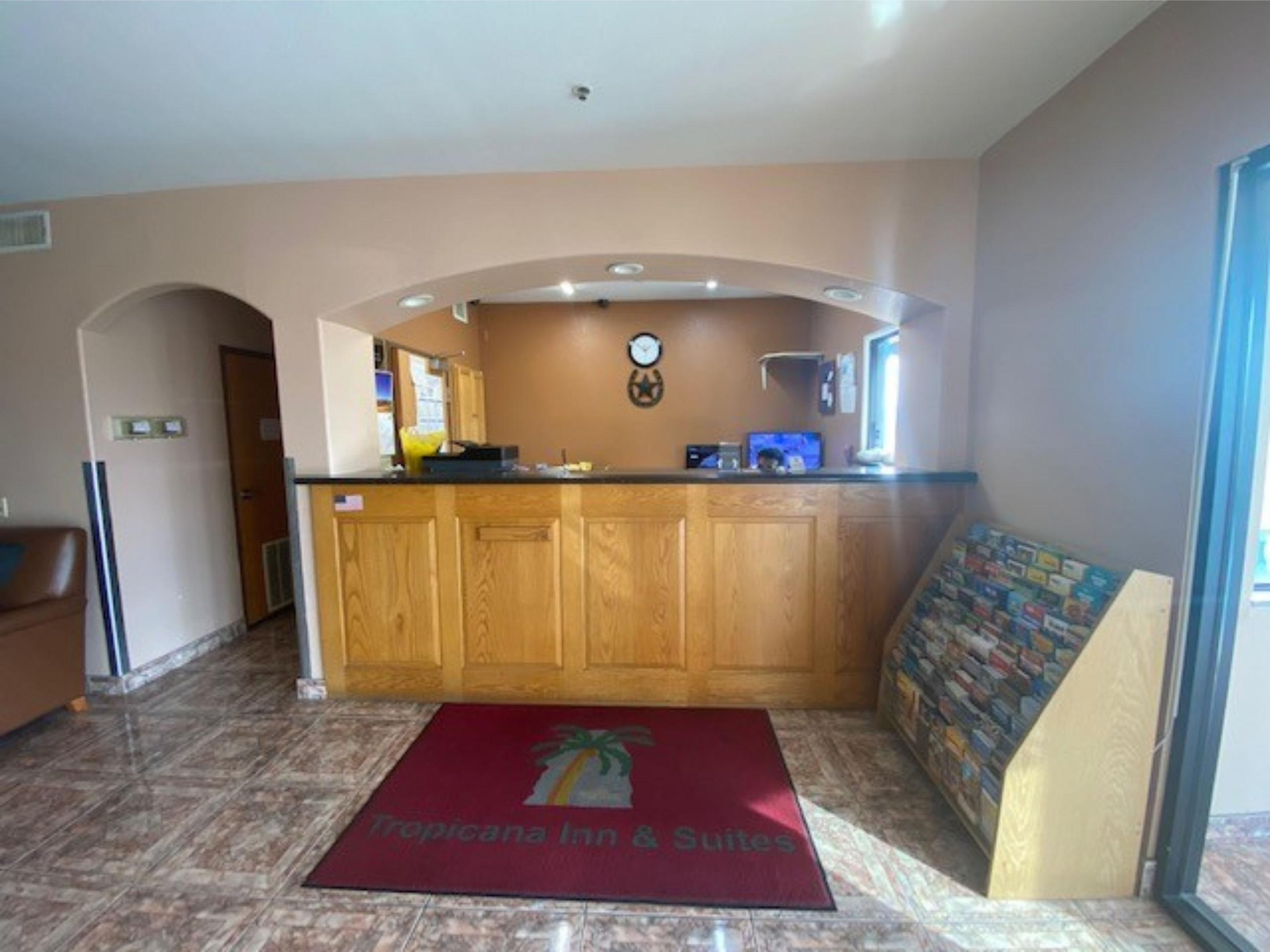 Tropicana Inn and Suites 7/22