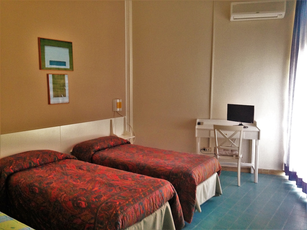 Hotel Anna 31/68