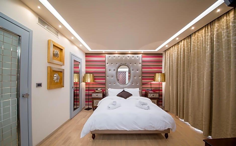 Comfy Boutique Hotel 10/39
