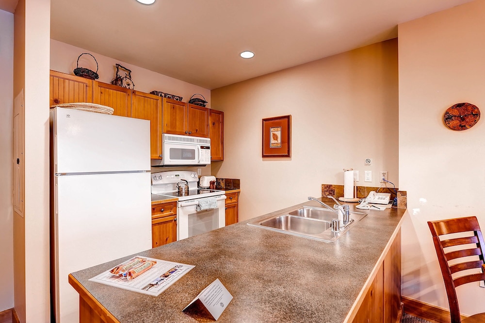 Springs 2 Bed 3 Bath Murphy 46/50