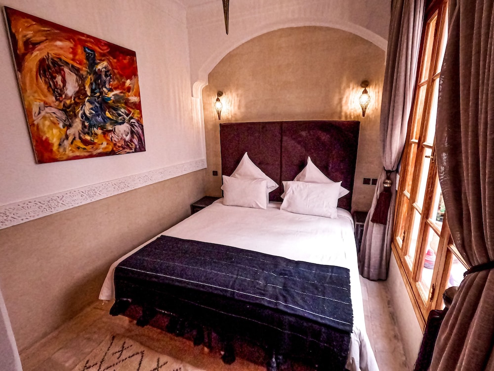 Riad Tahili 3/50