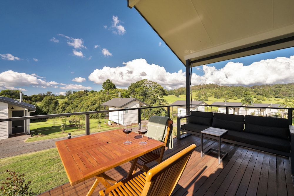 Beechmont Estate 23/50