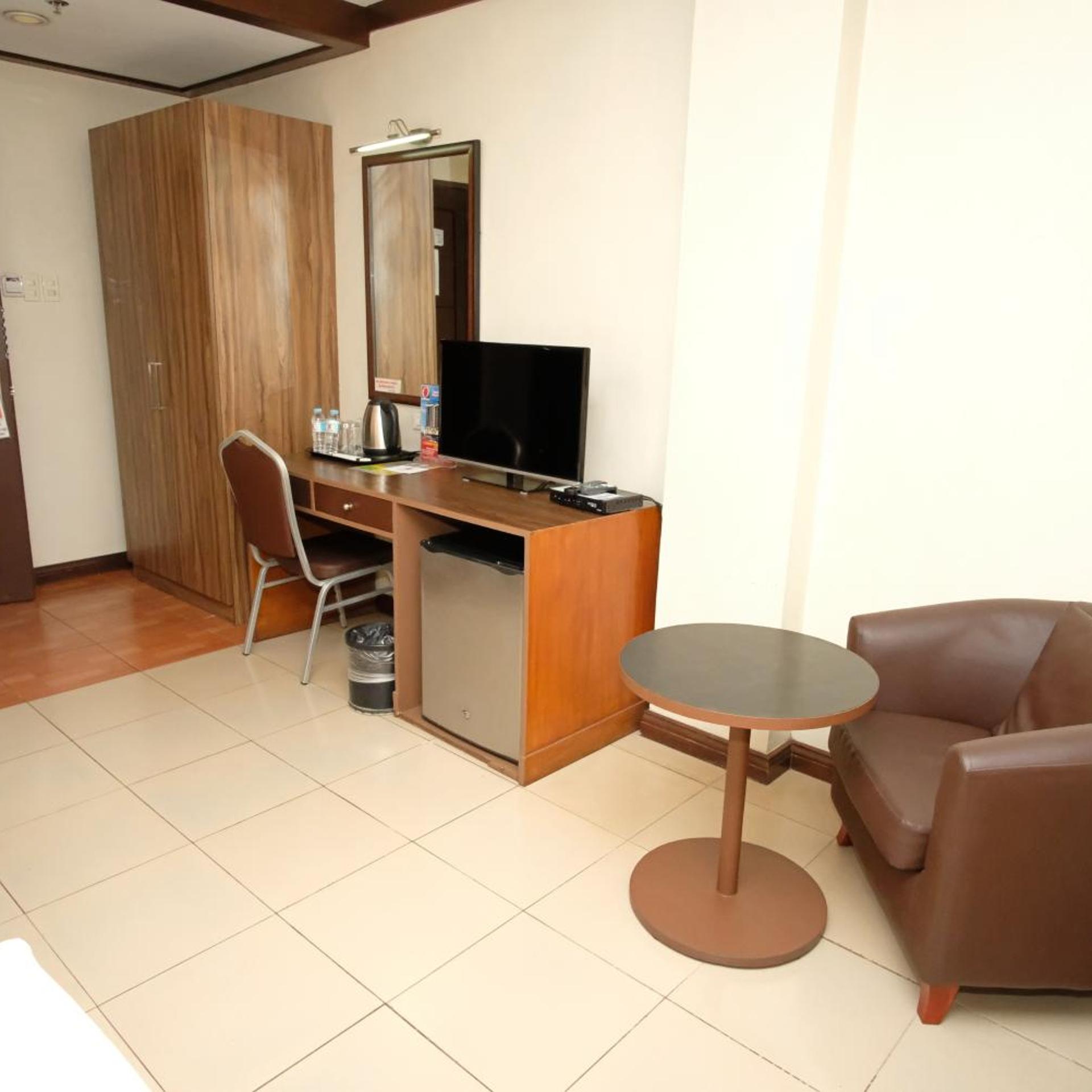 O Hotel 36/39