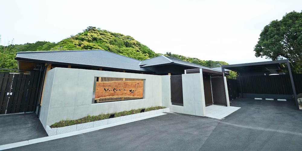 Auberge Yusura 5/50