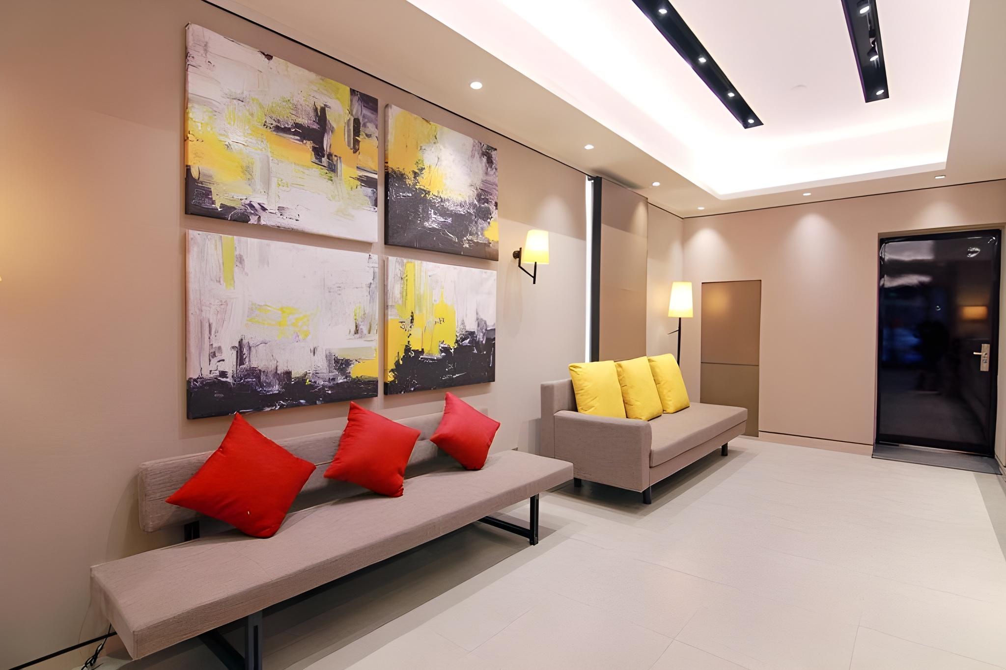 Home Inn Plus (Nanjing Xinjiekou) 21/29