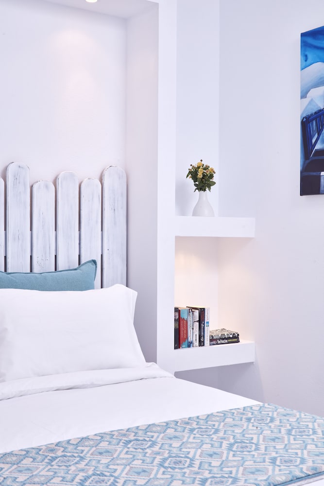 Mykonos Town Suites 18/46