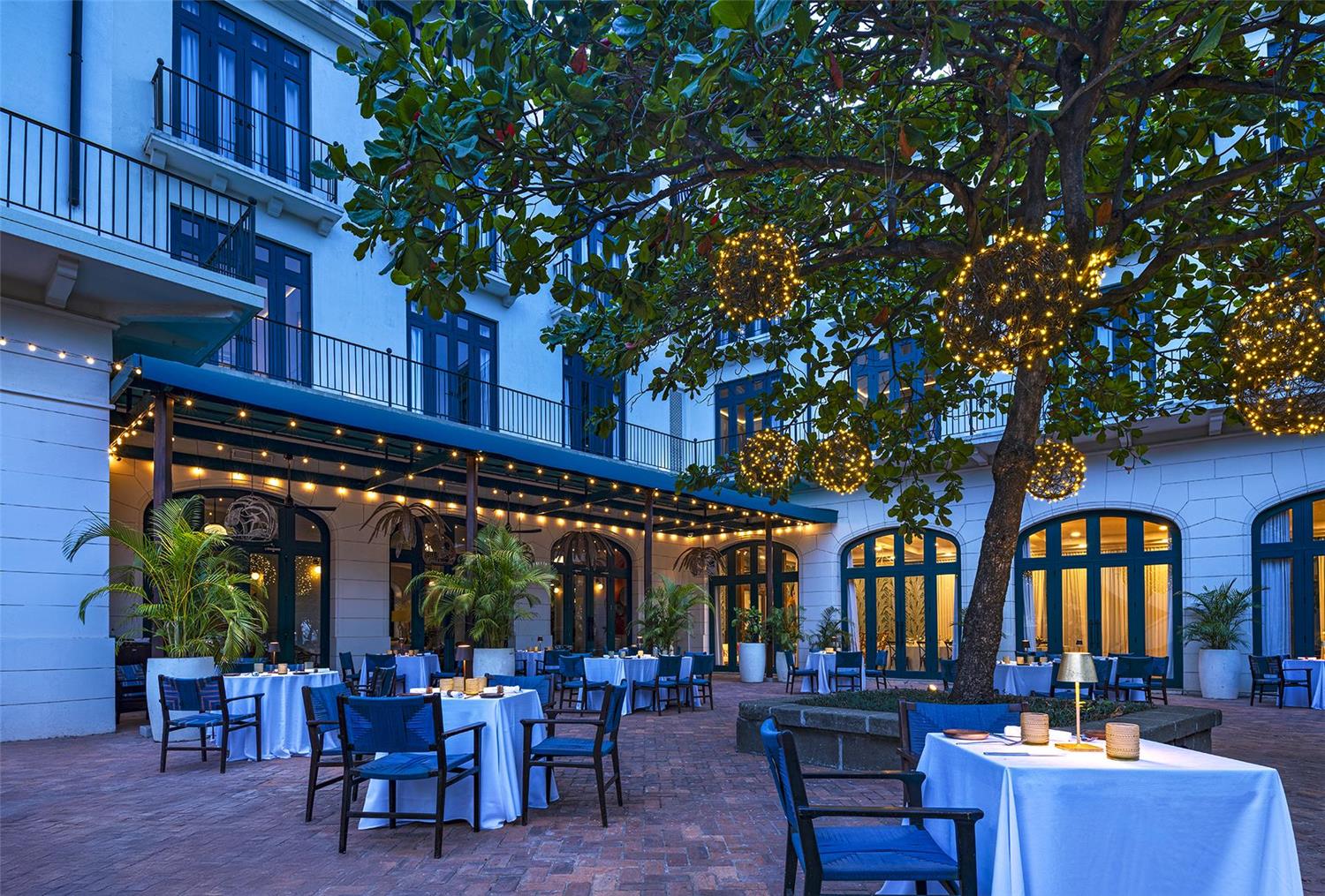 Santarena Hotel at Las Catalinas 32/49