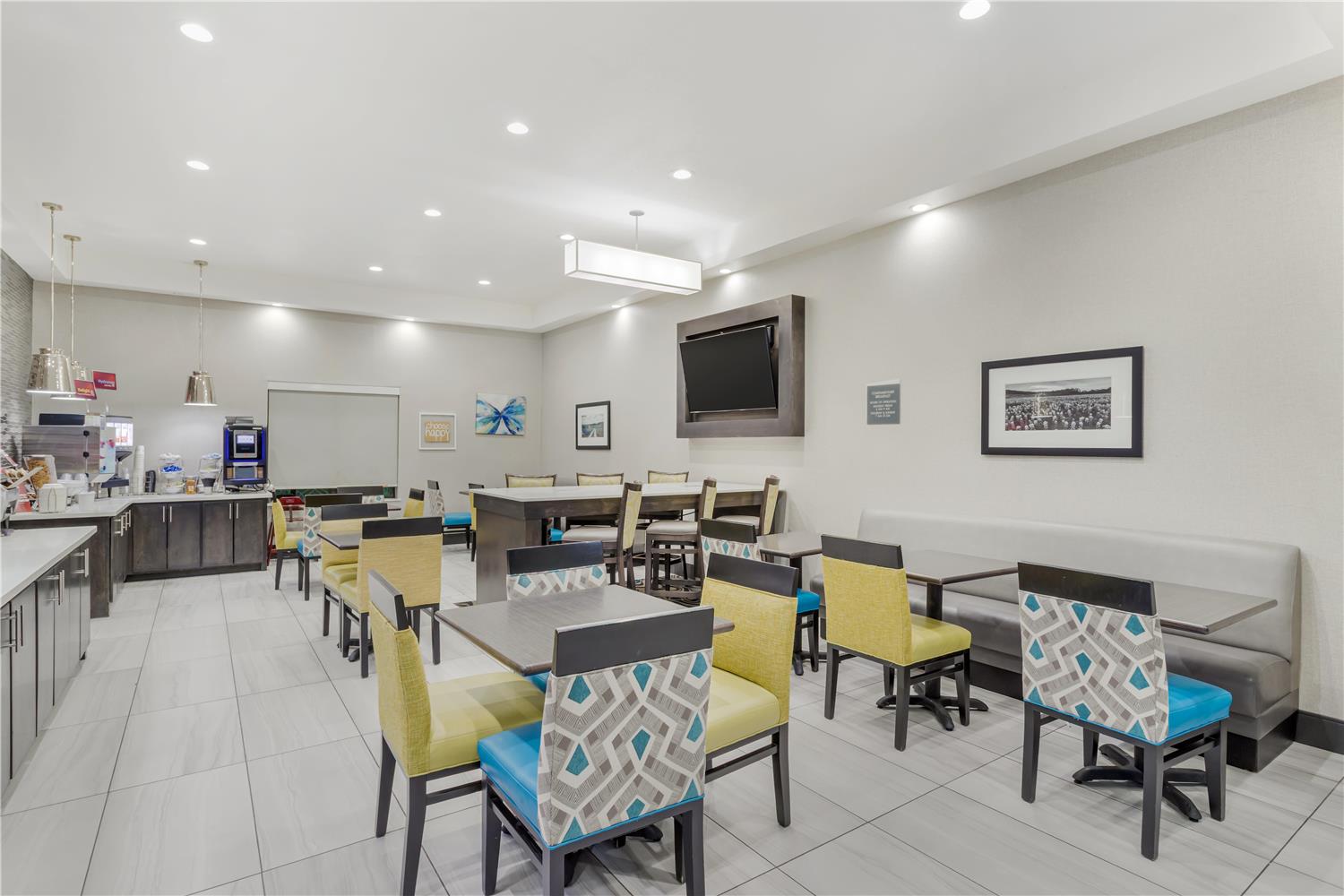 Best Western Plus Waller Hotel 5/12