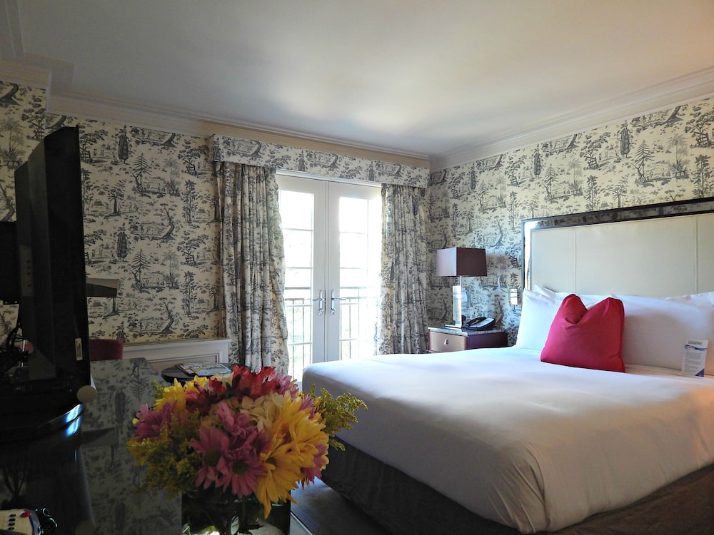 Normandy Hotel 20/69