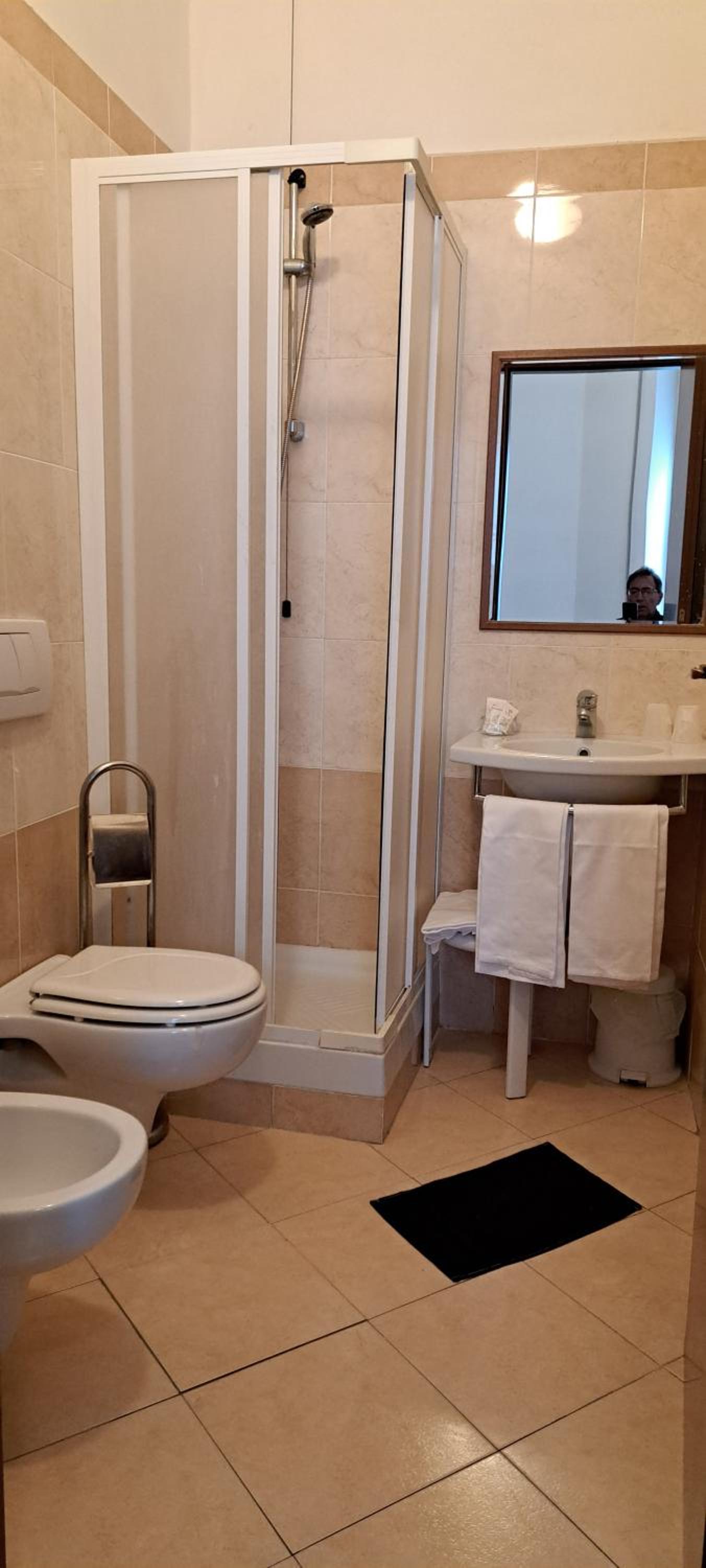 Hotel Bonazzi 40/40