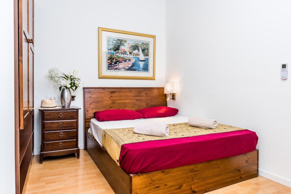 Marco Polo Malta Hostel 7/41