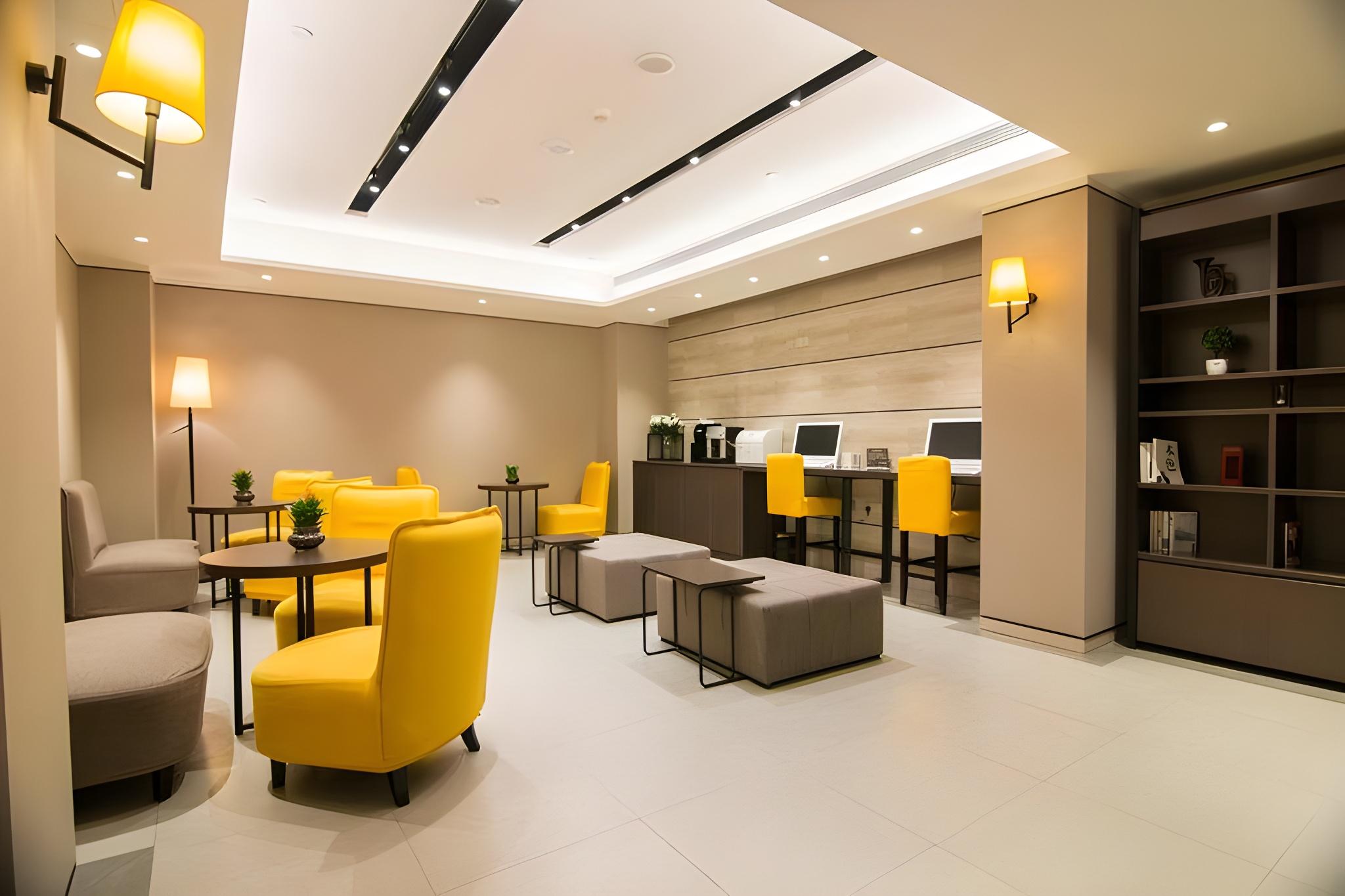 Homeinn Plus Beijing Zhongguancun East Road 16/29