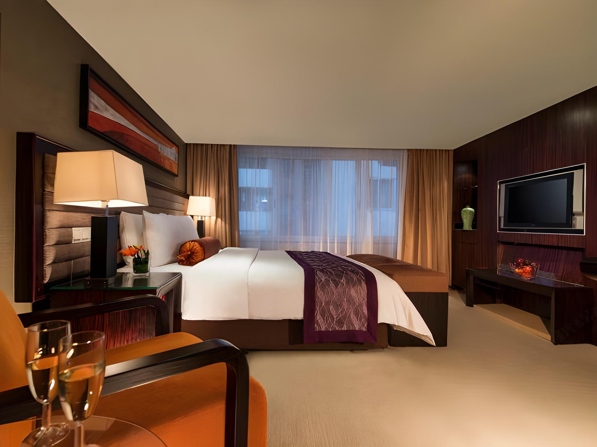 1 Bedroom, Executive, Suite, King Bed