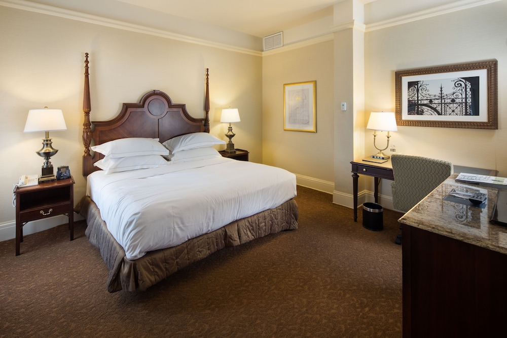 The Seelbach Hilton Louisville 12/54