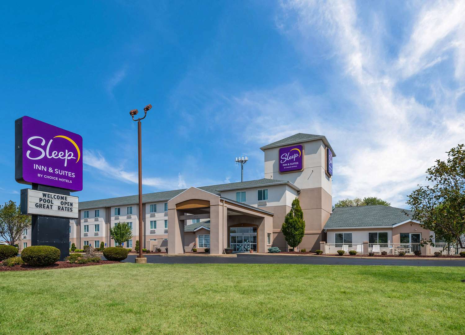 Sleep Inn & Suites Port Clinton 4/22