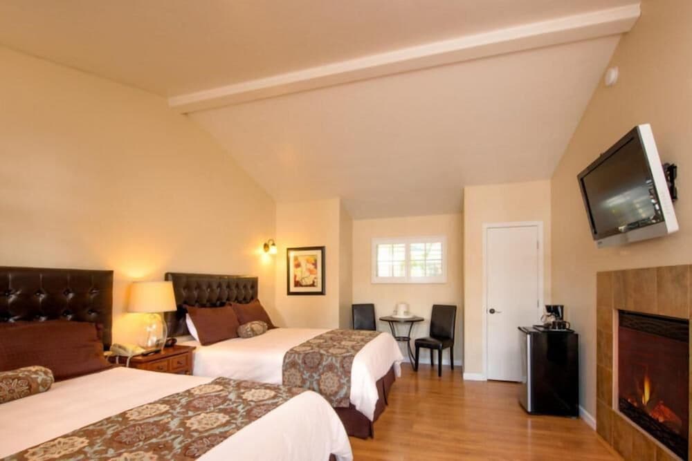 Sunset Inn 13/58
