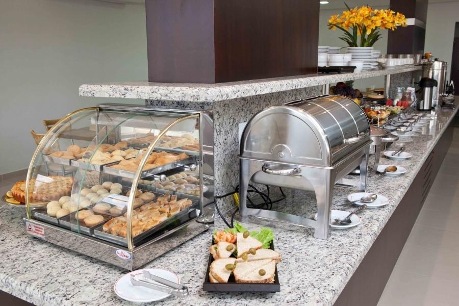 Serras Hotel Cuiaba 10/17