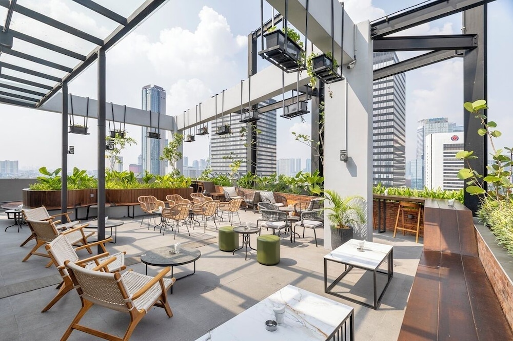 ARTOTEL Hub Simpang Temu 15/19
