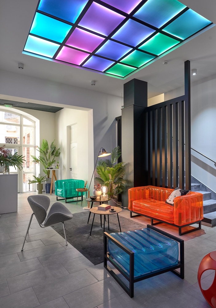Butik Art Hotel 66/79