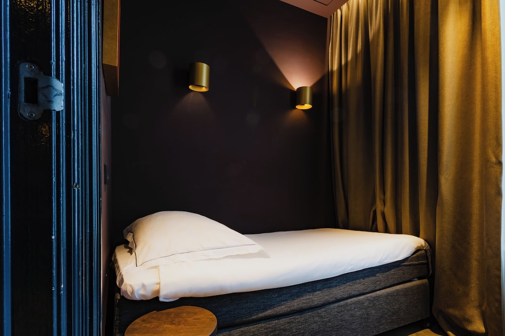 De Jonker Urban Studios & Suites 26/60
