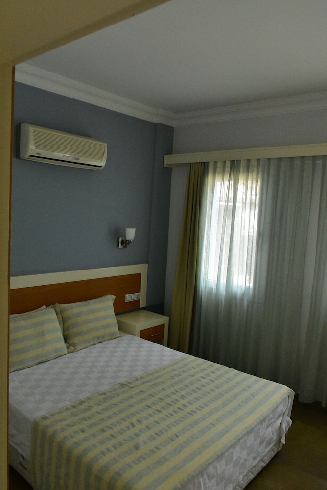 Diana Suite 10/47