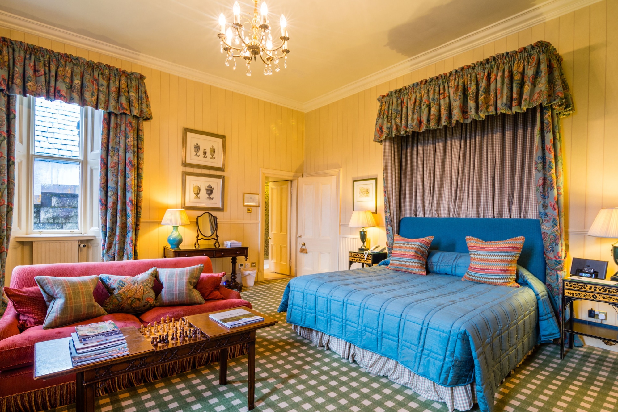 Murphy Bed, Garden, Junior Suite, King Bed, Separate Building