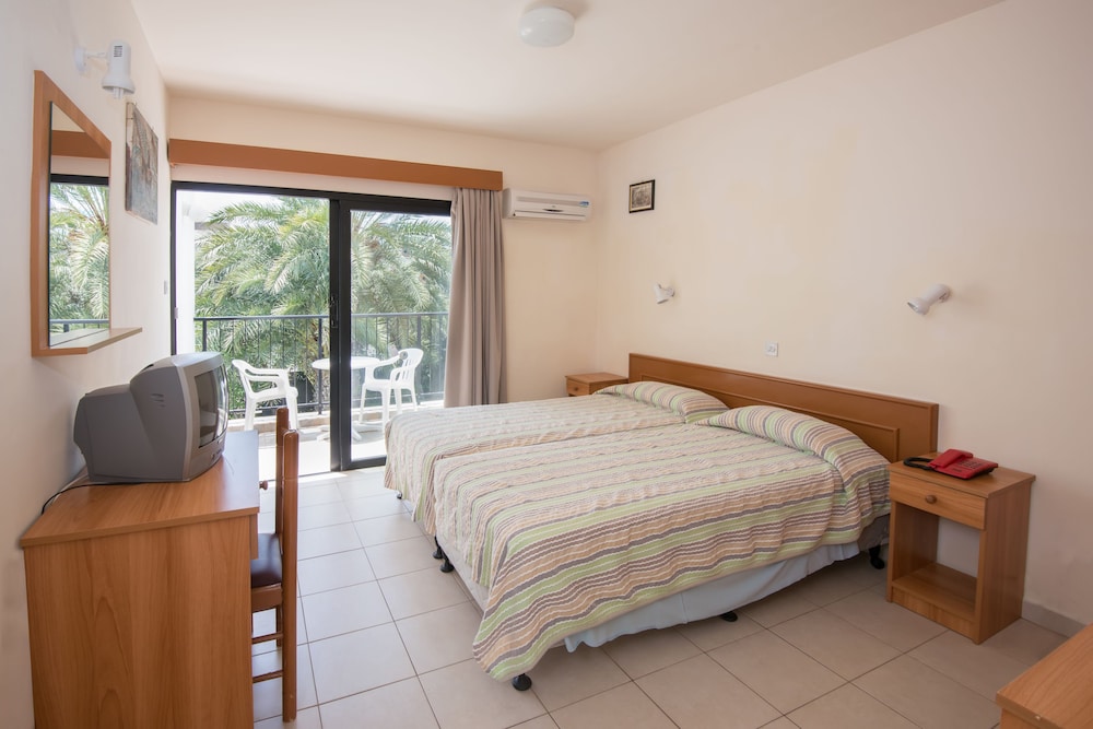 Kkaras Hotel 21/68
