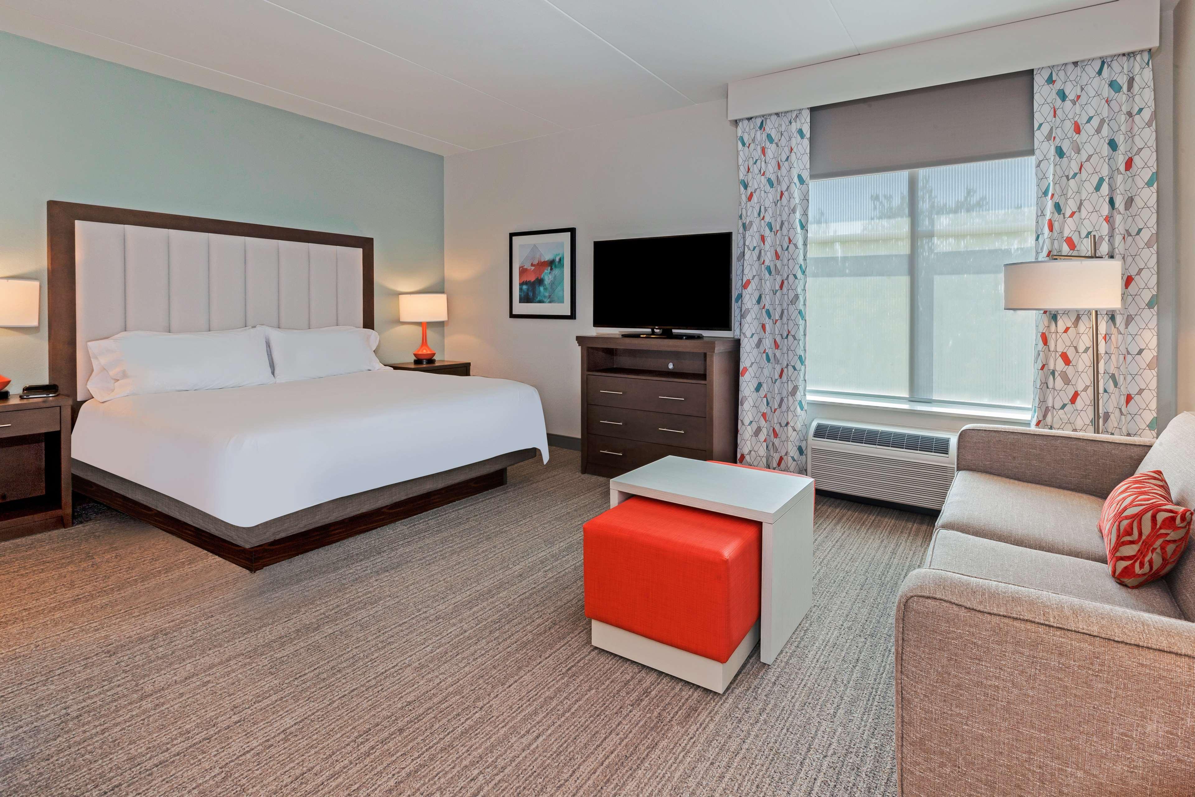 STUDIO, SUITE, KING BED, ACCESSIBLE
