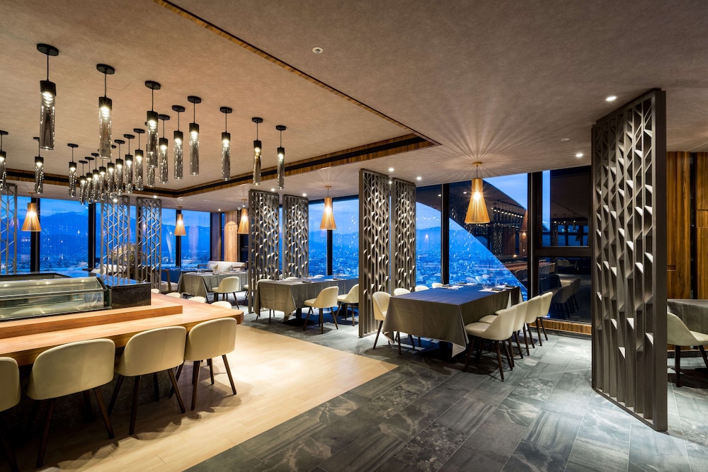 Cuncyue Hot Spring Resort 48/60