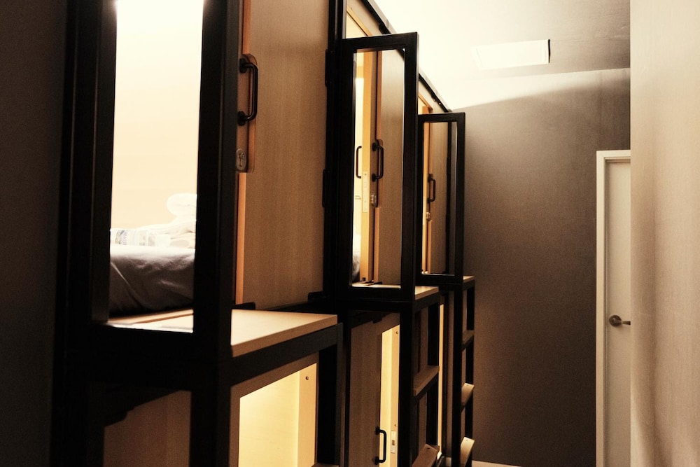 THE CAPSULE Myeongdong 13/33