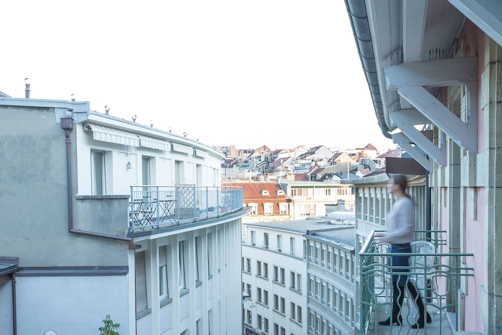 Hotel des Voyageurs 4/47