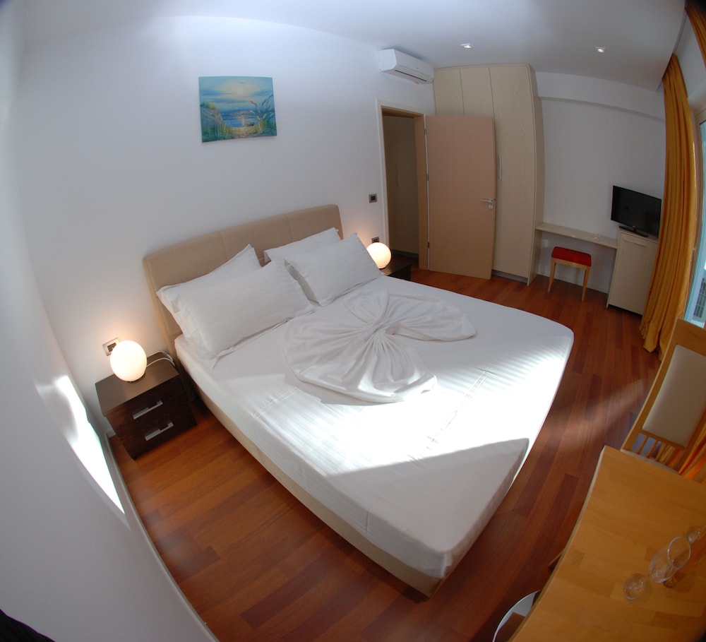 Nemesis Hotel 写真4