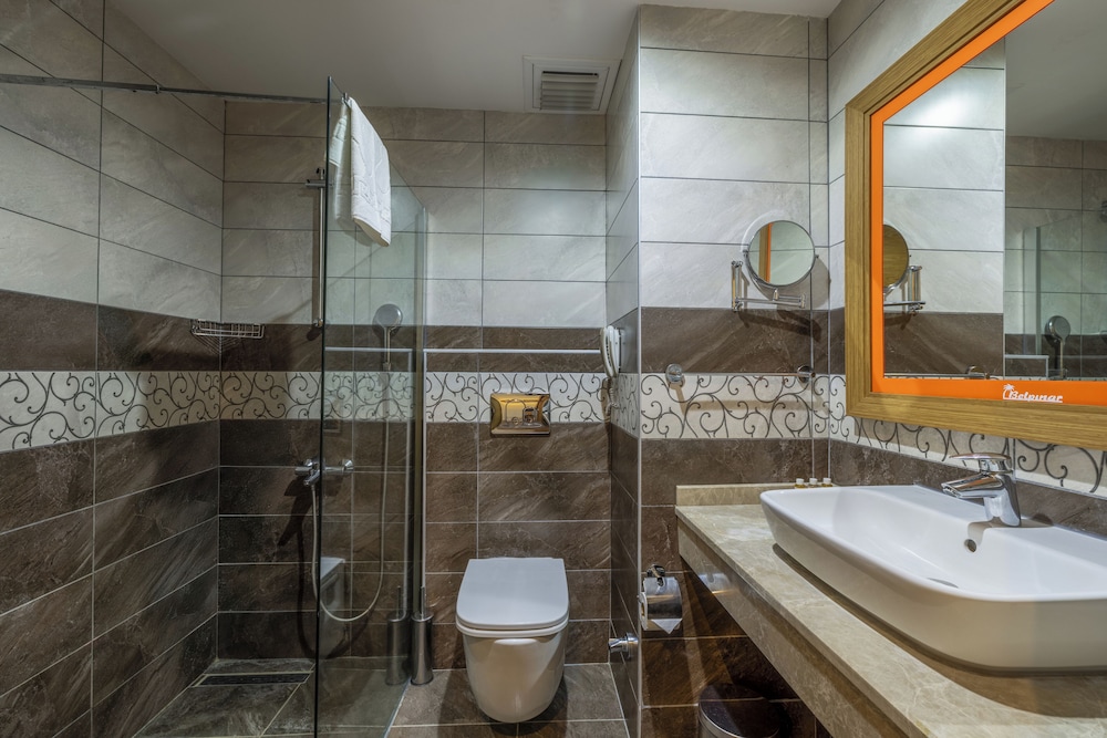 Club Hotel Belpinar 49/50