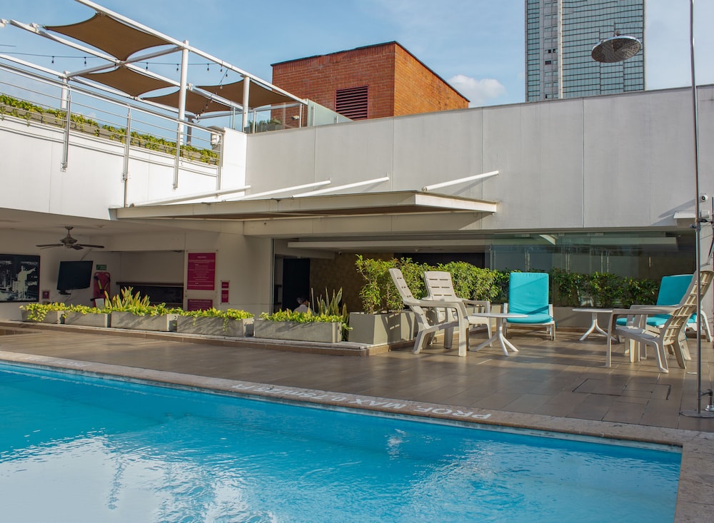 Sonesta Hotel Cali 4/50