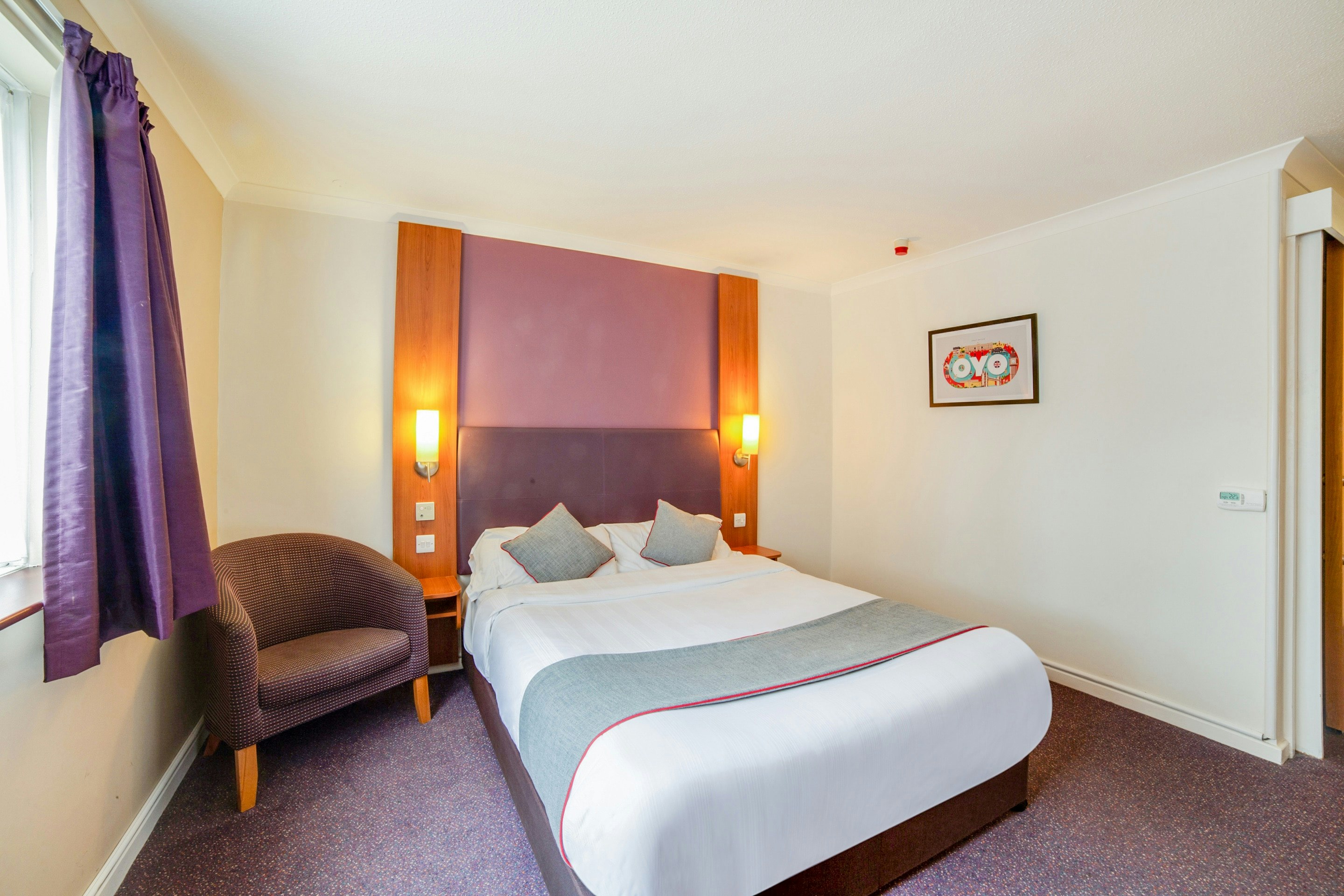 OYO Lakeside Haydock Hotel, St Helens, A580 East Lancs, Garswood Old Road 5/23