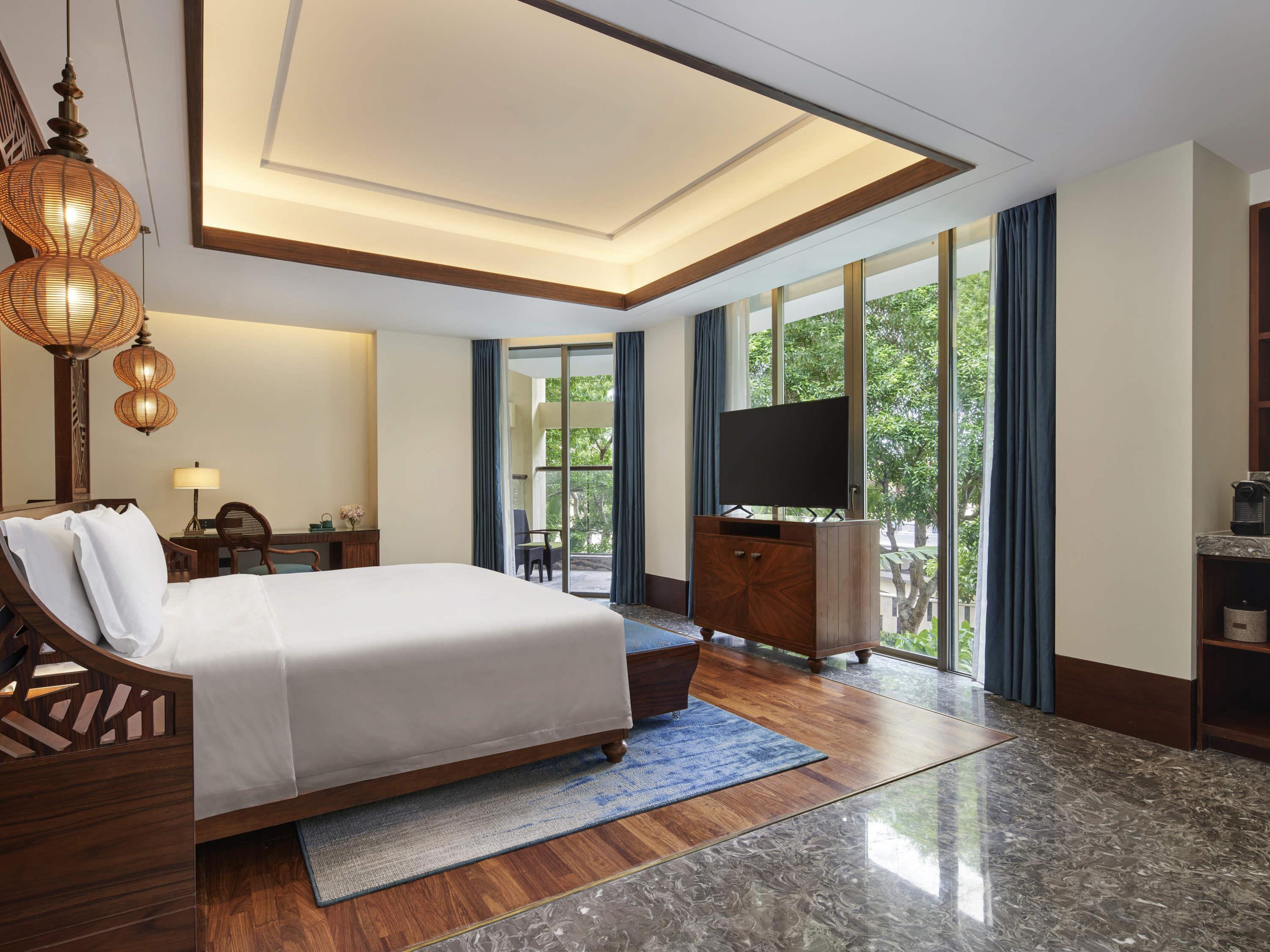 Fairmont, Deluxe, Suite, King Bed