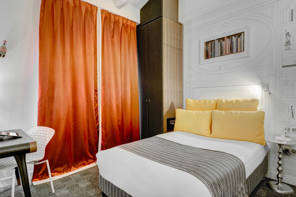 Joyce Hotel Astotel 9/34