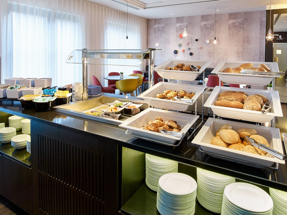 restaurant-cafeteria