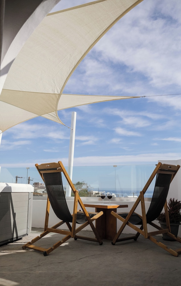 Valery Suites 47/54